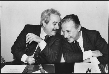Valeva la pena. In ricordo di Falcone e Borsellino