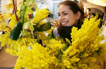 Auguri a tutte le donne