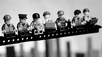 Inside Job; incontro sul lavoro giovanile