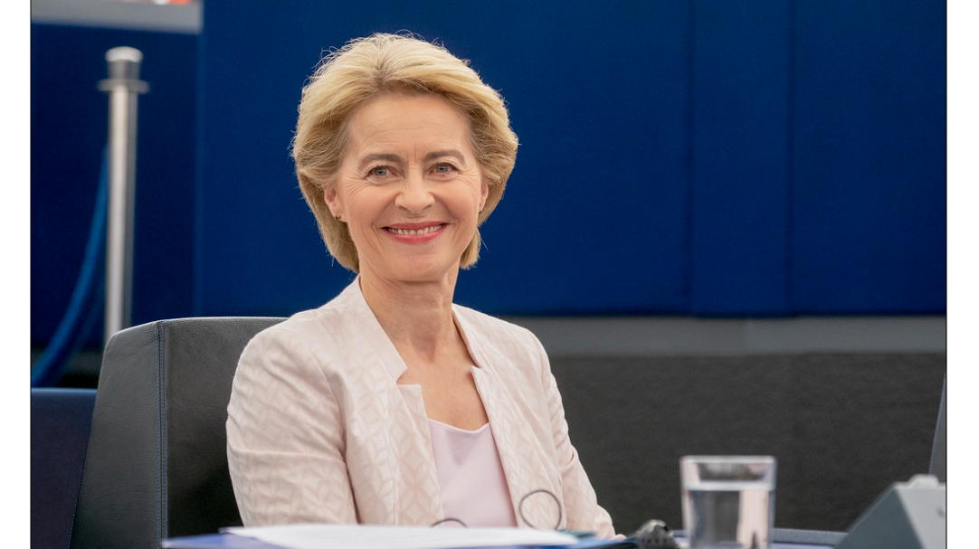 Buon lavoro alla Von der Leyen, ora punti sul sociale